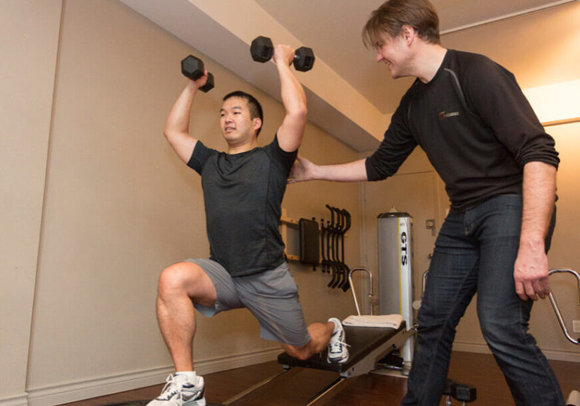 Hiring a Personal Trainer to Lose Weight and Gain Muscle